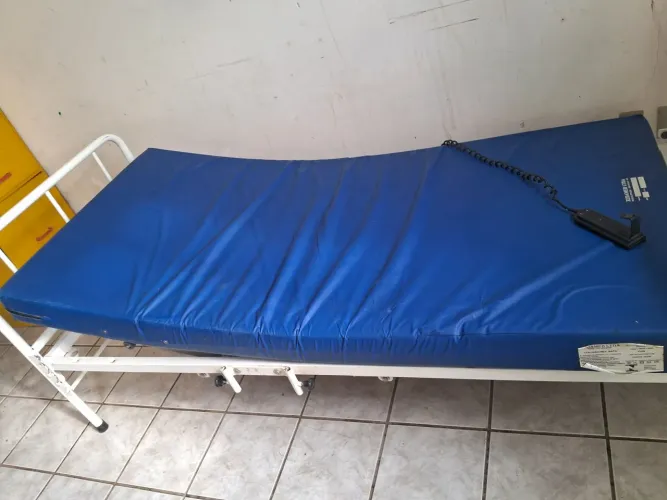 Vendo cama hospitalarar
