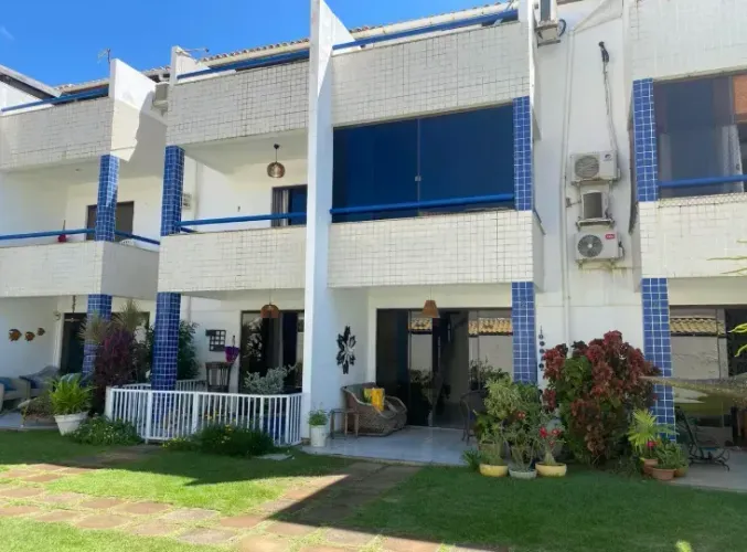 EXCLUSIVO! Alugo Village Triplex 4 Suítes Mobiliado em Frente à Praia