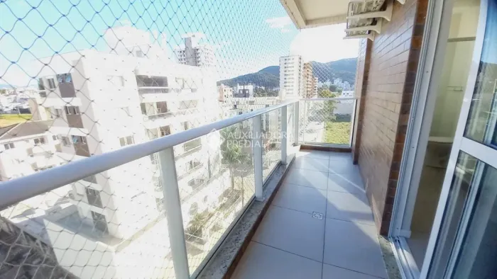 Apartamento de 2 dormitórios para alugar na Pedra Branca.