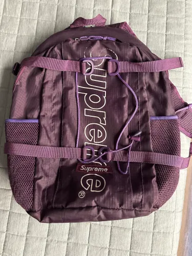 Mochila supreme ss24 roxa