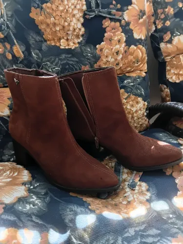 Bota Marrom Via Marte n° 36 R$ 120,00