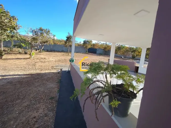 Quintas Itapuã - Chácara de 5mil m² com casa nova edificada