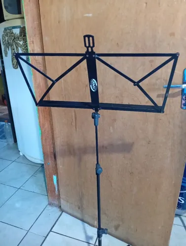 Estante de partitura RMV