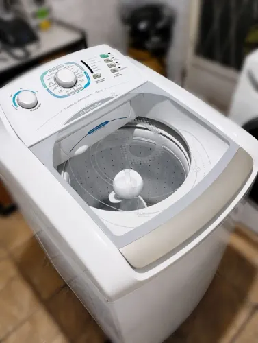 Máquina de lavar roupas Electrolux - 10kg