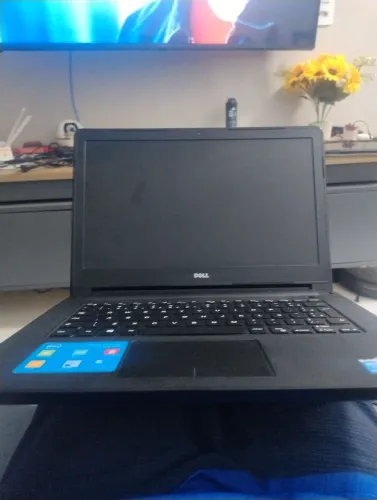 Notebook Dell câmera fronteira, 8 gb ram e 1 tb hd. Aceito trocas principalmente videogame