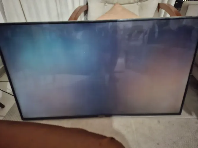 TV LG 50 4K Defeito