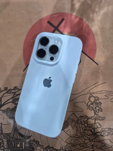 Vendo esse iPhone, ou troco por outro aparelho mais um dinheiro de volta.