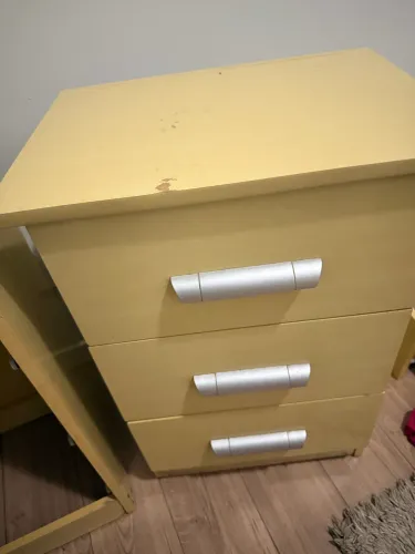 Cama casal com cabeceira e criado mudo (sem colchão)