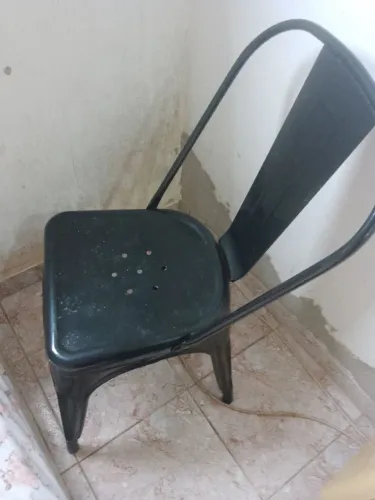 16 Cadeiras Tolix industrial aço reforçado