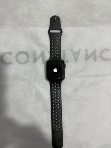 Apple Watch Series 5 Nike