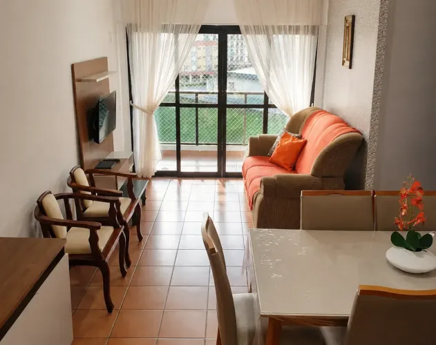 Apartamento para venda possui 75 metros quadrados com 2 quartos em Enseada - Guarujá - SP