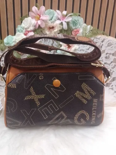 Bolsa nova feminina média