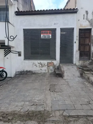 Alugo Casa na Ladeira do Najé. Próximo a praça do Nordestino e Fróes da Mota