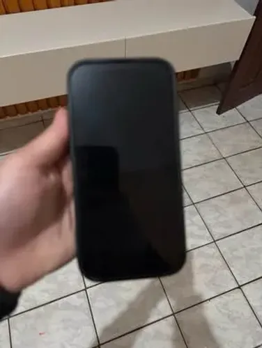VENDO IPHONE 15 128gb. Sem marcas. 
