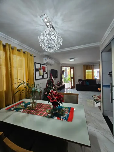 Condomínio Cidade Jardim 1-Duplex Com 03 Suítes + Dependência Completa De Serviços.