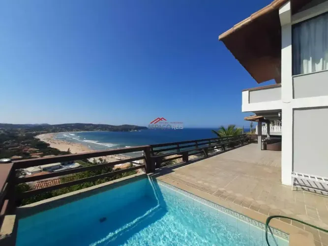 Casa em condomínio pé na areia de Geribá com 05 Suítes e lazer privativo