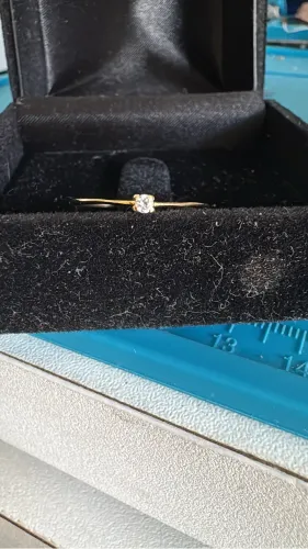 Vendo solitário de ouro número 17 novo sem uso