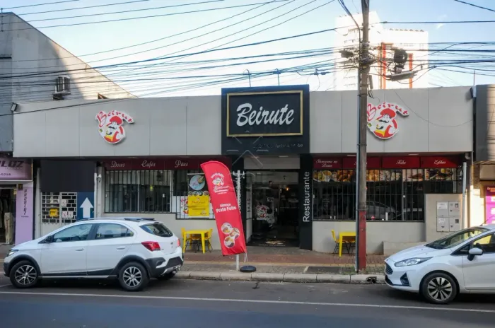 Imóvel Comercial e Residencial à Venda na Av. Juscelino Kubitschek - Centro de Foz do Igua