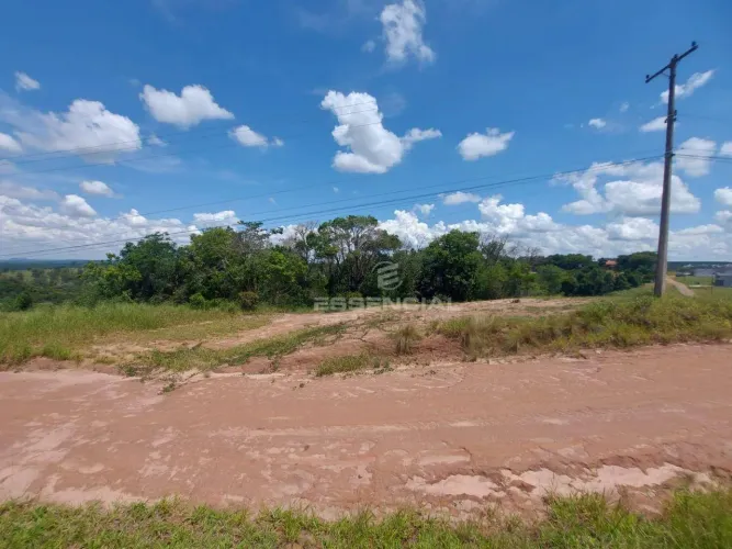 Terreno à venda, 450 m² por R$ 50.000,00 - Condomínio Ninho Verde II - Pardinho/SP