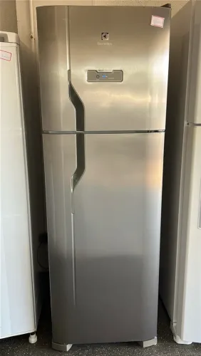 Geladeira Electrolux inox Frost Free