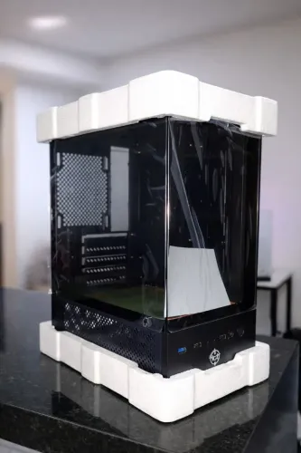 Gabinete aquário preto TGT