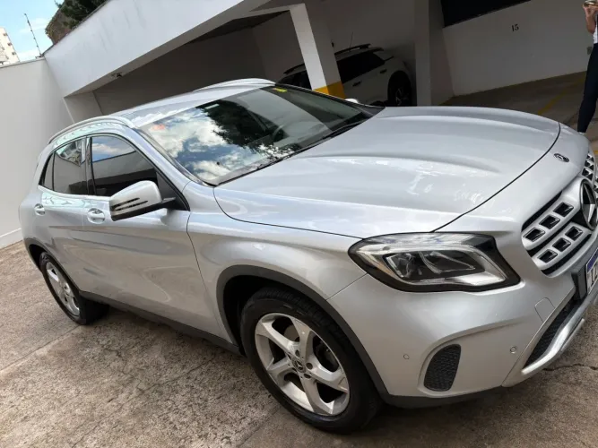 Mercedes-Benz GLA 200 Adv. 1.6/1.6 TB 16V Flex Aut. 2019