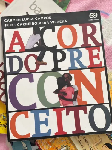 A cor do preconceito - Carmen Lucia