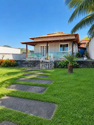 Casa com 3 dormitórios para alugar, 104 m² por R$ 2.873,00/mês - São José do Imbassaí - Ma