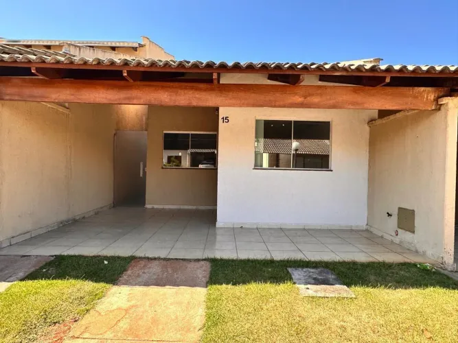 Vendo casa em trindade go