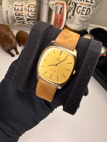 Relógio omega de Vile 1977 raríssimo acrílico original