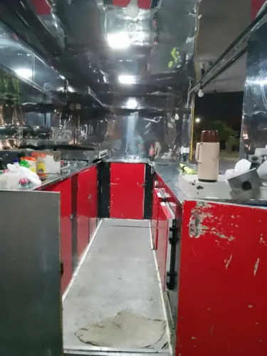 Vende-se trailer de lanches