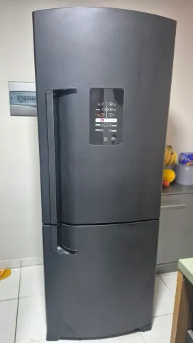 Geladeira Brastemp Inverse Preta