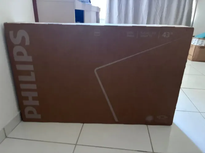 Smart TV 43' Philips Full HD DLED 6910 43PFG6910/78 Titan OS 2025