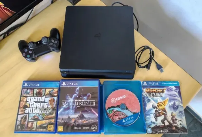 PS4 SLIM COM LACRE DE FABRICA