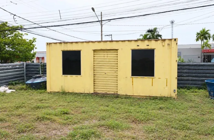 Container