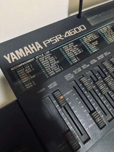 Teclado yamaha 5/8 raridade