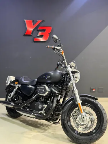 XL 1200 CUSTOM LIMITED CA/CB PRETA 2015/2015