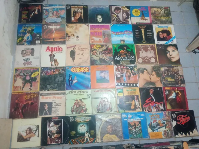 Coleção com 42 Lps de Trilhas Sonoras de Filmes