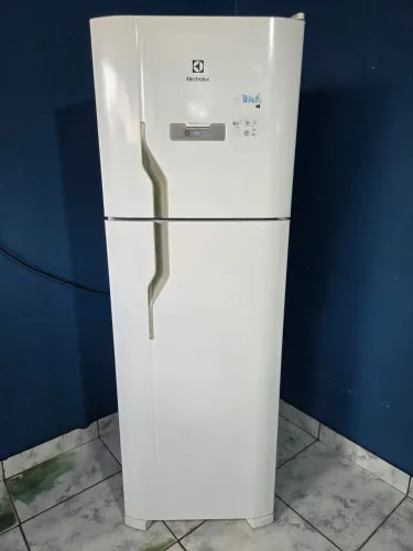 Vendo geladeira Electrolux