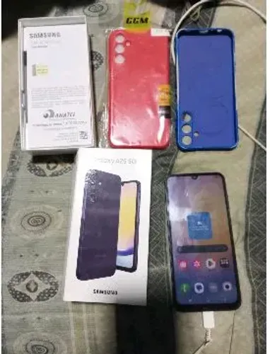 VD smartphone Samsung 5G 128 GB funciona perfeitamente pequeno detalhe vidro
