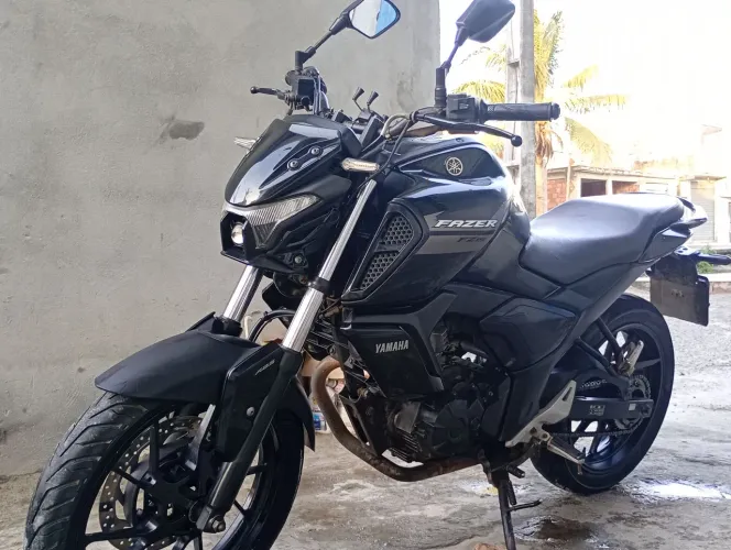 Fz 15