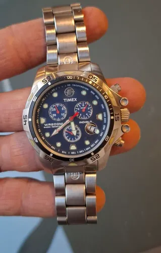Relógio Timex cronógrafo Indiglo WR200