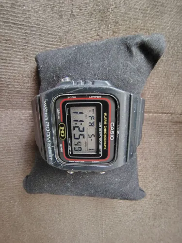 Relógio Casio HD DW 260 anos 80