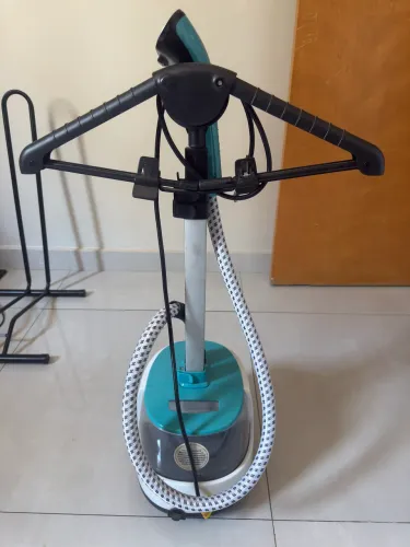 Ferro a vapor Mondial