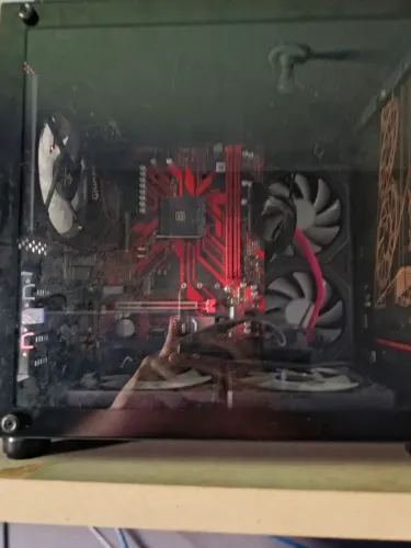 Gabinete hayom com b450m e fonte 650w 80 plus bronze