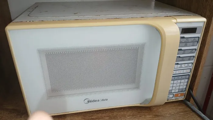 Micro ondas com defeito