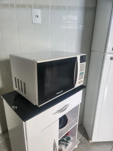 Vendo microondas panasonic (modelo novo $460,00)