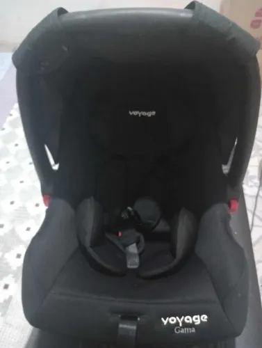 Carrinho e bebê conforto