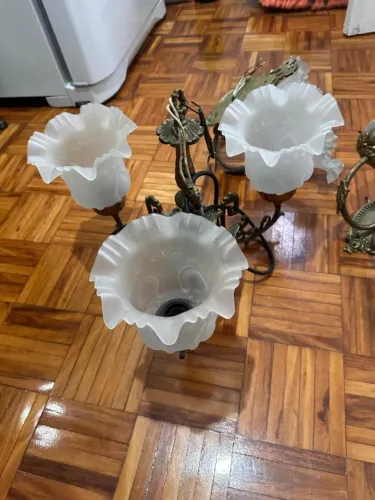 Lustre Antigo de Bronze - Tulipas