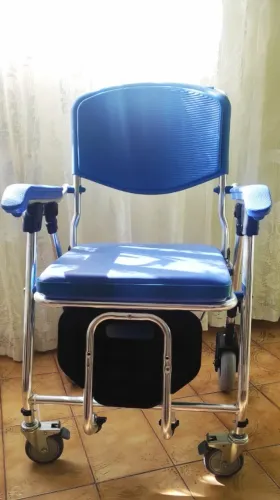 Cadeira De Banho Dobrável Multiuso Procirúrgica Pro 700 Health Clean